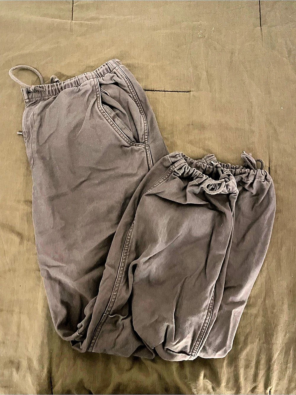 TNA Jogger Pants in Brown Size Large Like New